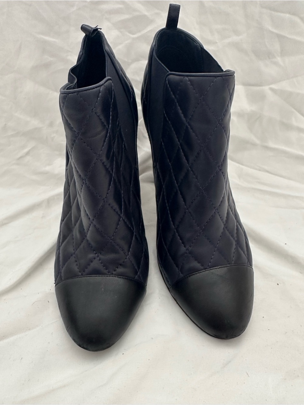 CHANEL Black Navy Leather Quilted Pointed-Toe Stiletto Ankle Booties 39 - Picture 2 of 7